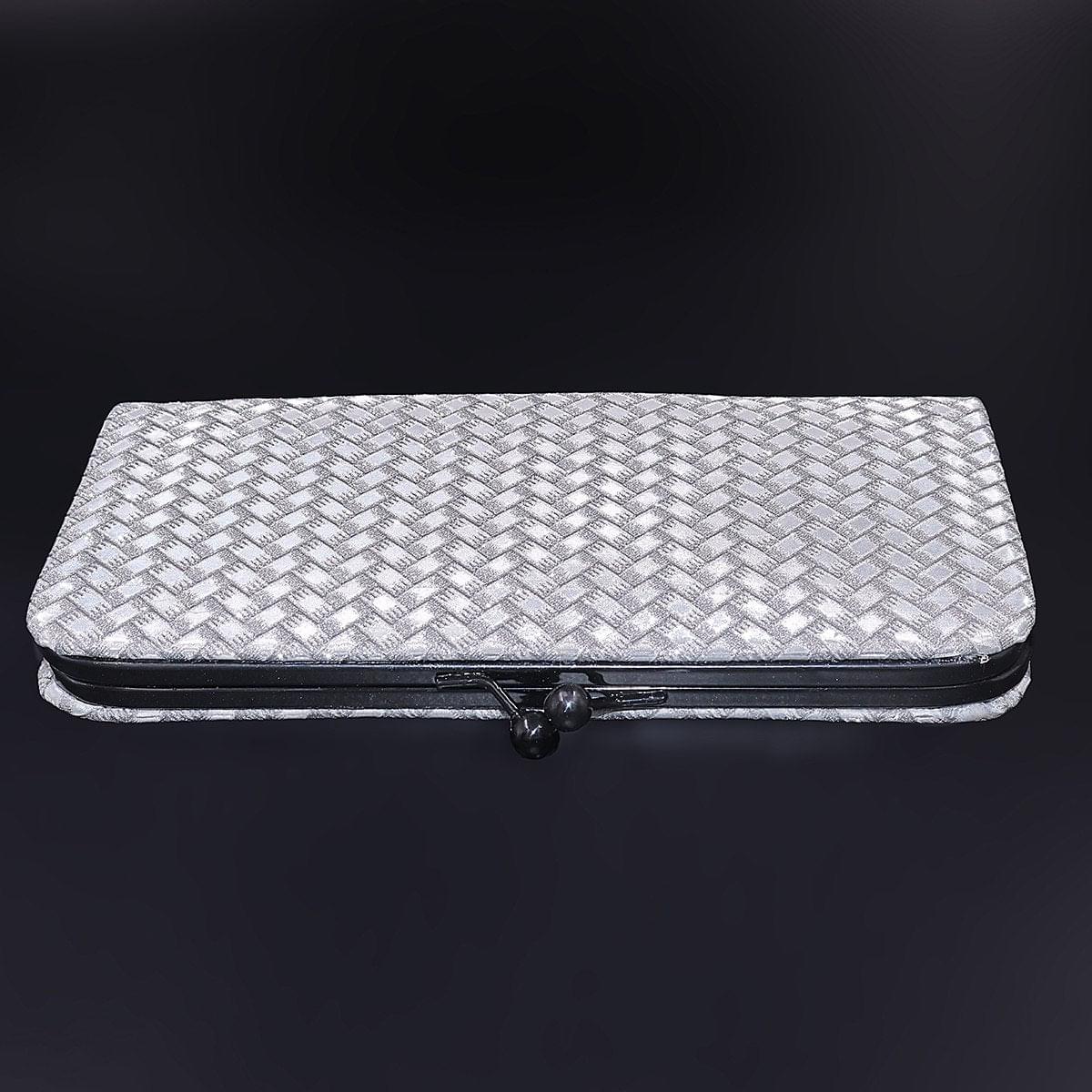 3D Bricks Checks design PU-LEATHER Shining & Glittering material Hand Wallet/Clutch