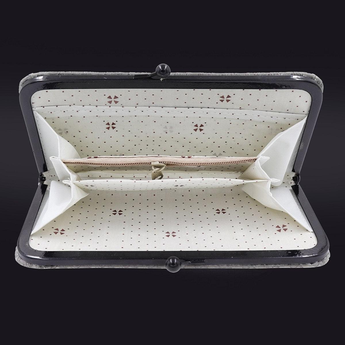 3D Bricks Checks design PU-LEATHER Shining & Glittering material Hand Wallet/Clutch