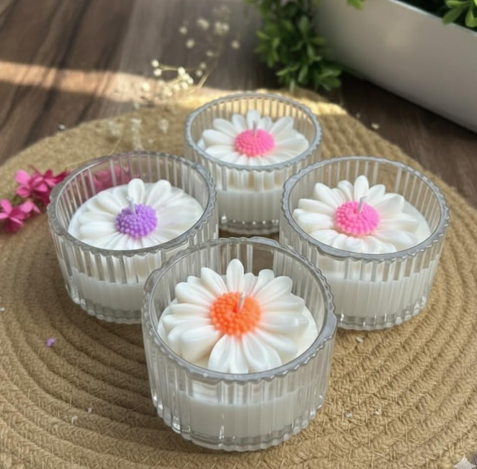 Lyonara Daisy Flower Floating Candle (Pack of 3]